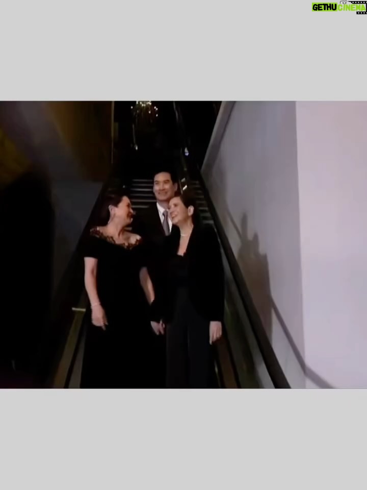 Kathaleeya McIntosh - 4K Likes - ดีใจ มีความสุขและสนุกสนานทุกครั้งที่ได้ทำงานค่ะ 🥰 ใช่ค่ะ…รูปทุกรูปขโมยเค้ามาค่ะ 😝 ไม่ใช่เป็นคนถ่ายรูปหรือถ่ายรูปไม่เก่งนั่นเอง เลยต้องใช้วิธีไปจุ๊บแจงรูปจากท่านอื่นๆมาค่ะ 😚 ดีใจที่ได้เจอทุกคนนะคะ ♥️ ฝากละครเรื่อง สอดสร้อยมาลาด้วยค่ะ รวมไปถึงฝากเรื่อง วิมานอากาศ(Sky Castle) และ อรุณรุ่งด้วยค่ะ 🙇🏻‍♀️💕 (ขอบคุณรูปจากเจ้าของรูปทุกท่านมา ณ ที่นี้ด้วยนะคะ 🙏🏻😍 เชิญใส่เครดิตได้ตามอัธยาศัยค่ะและขออภัยที่ไม่ได้ขอก่อนเพราะจำไม่ได้ว่าขโมยมาจากใครบ้างอ่ะค่ะ 😁) #สอดสร้อยมาลา #วิมานอากาศ #อรุณรุ่ง #oneสนั่นจอ2026