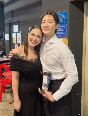 Kathaleeya McIntosh Instagram - ดีใจ มีความสุขและสนุกสนานทุกครั้งที่ได้ทำงานค่ะ 🥰 ใช่ค่ะ…รูปทุกรูปขโมยเค้ามาค่ะ 😝 ไม่ใช่เป็นคนถ่ายรูปหรือถ่ายรูปไม่เก่งนั่นเอง เลยต้องใช้วิธีไปจุ๊บแจงรูปจากท่านอื่นๆมาค่ะ 😚 ดีใจที่ได้เจอทุกคนนะคะ ♥️ ฝากละครเรื่อง สอดสร้อยมาลาด้วยค่ะ รวมไปถึงฝากเรื่อง วิมานอากาศ(Sky Castle) และ อรุณรุ่งด้วยค่ะ 🙇🏻‍♀️💕 (ขอบคุณรูปจากเจ้าของรูปทุกท่านมา ณ ที่นี้ด้วยนะคะ 🙏🏻😍 เชิญใส่เครดิตได้ตามอัธยาศัยค่ะและขออภัยที่ไม่ได้ขอก่อนเพราะจำไม่ได้ว่าขโมยมาจากใครบ้างอ่ะค่ะ 😁) #สอดสร้อยมาลา #วิมานอากาศ #อรุณรุ่ง #oneสนั่นจอ2026