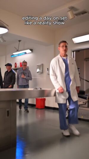 Katrina Law Instagram - Keeping up with the cast of #NCIS. And yes, the real show returns next week!

March 3. 
8pm

See you then!