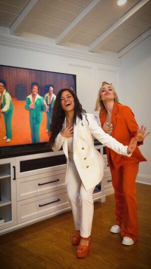 Kelli Erdmann Instagram - He’s done it again 🕺 

#ijustmight #brunomars