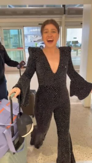 Kelly Clarkson Instagram - Thanks Houston! I came in casual and leaving bedazzled 😂 @rodeohouston
