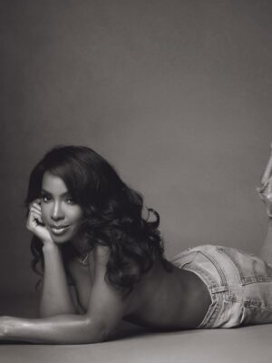 Kelly Rowland Instagram - This is 45