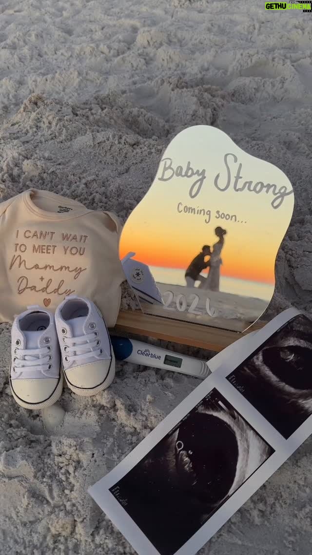 Kelsey Owens - 181K Likes - We’ve been keeping a tiny little secret… Baby Strong coming soon 👶🏼🤍