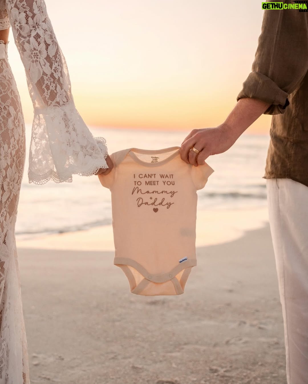 Kelsey Owens - 112.9K Likes - The best parts of both of us… in one tiny heartbeat 🤍