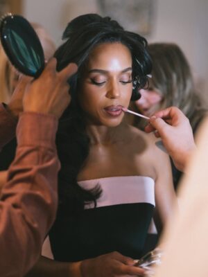 Kerry Washington Instagram - It’s a family reunion 😜 at the @naacpimageawards 
(Missing you @tonygoldwyn 🧑‍🧑‍🧒‍🧒)