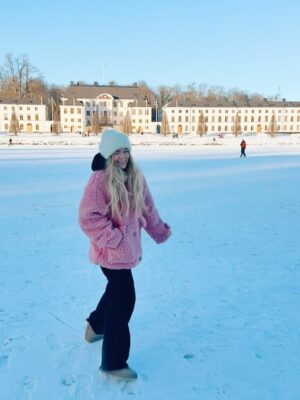 Keyyo Instagram - Den här veckan har jag jobbat, ätit, fått identitetskris, promenerat och ätit lite till!!! 💘🍕💐