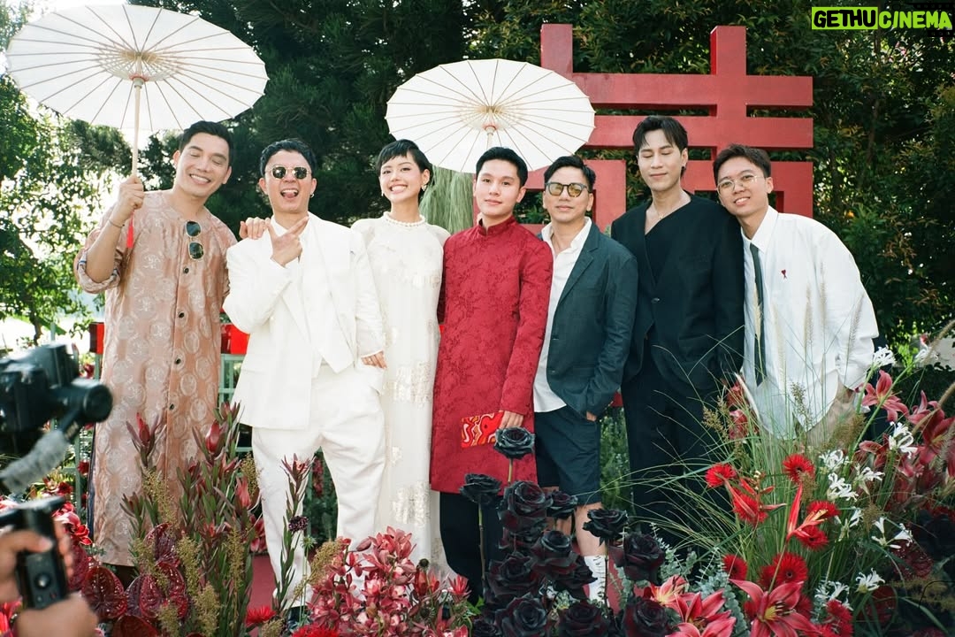 Khánh Linh - 18.4K Likes - Ngày này 2 năm trước ^^

Xem lại hình vẫn thấy đẹp và nhiều cảm xúc quá! Cám ơn team @theflab.weddingplanner và @thangmuoihai.decor đã giúp chúng mình có một kỉ niệm thật đẹp và đáng nhớ❤️