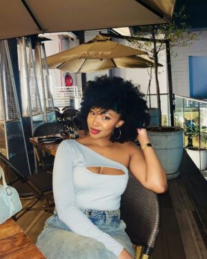 Khosi Ngema Instagram - I’m late to the party…Happy ‘26, lovelies❤️
May it be infinitely abundant and full of true love!

Mwah!
Love, K, M and MZ🥰