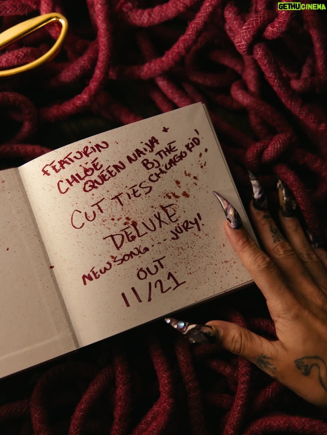 Kiana Ledé - 11.3K Likes - Cut ties has been such an important project for me bc these songs all represent a time where I had to decide what was servin me in my life. I hold onto relationships for way too long bc im a loyal bitch but im so good at cuttin people off once I feel betrayed in any way. I live in a world of extremes and sometimes it shocks people how easy I make it seem. While makin this album, I was processin whether that’s a toxic trait or not. That was only a part of the process.  And now I realize sometimes just cuttin them off doesn’t feel harsh enough for me… but we’ll talk about that another time 🩸✂️🤍
#CutTiesDeluxe out now! #LinkInBio