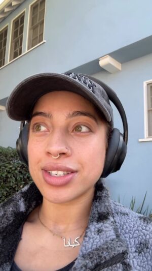 Kiana Ledé Instagram - I got from my mama… duh😂🤍🧩🦓 
#heds 
#autism
#kianalede