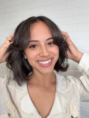 Kiana Madeira Instagram - feeling just a tad more weightless 🧚🏽‍♀️

@yourfuturehairdresserr ♥️
