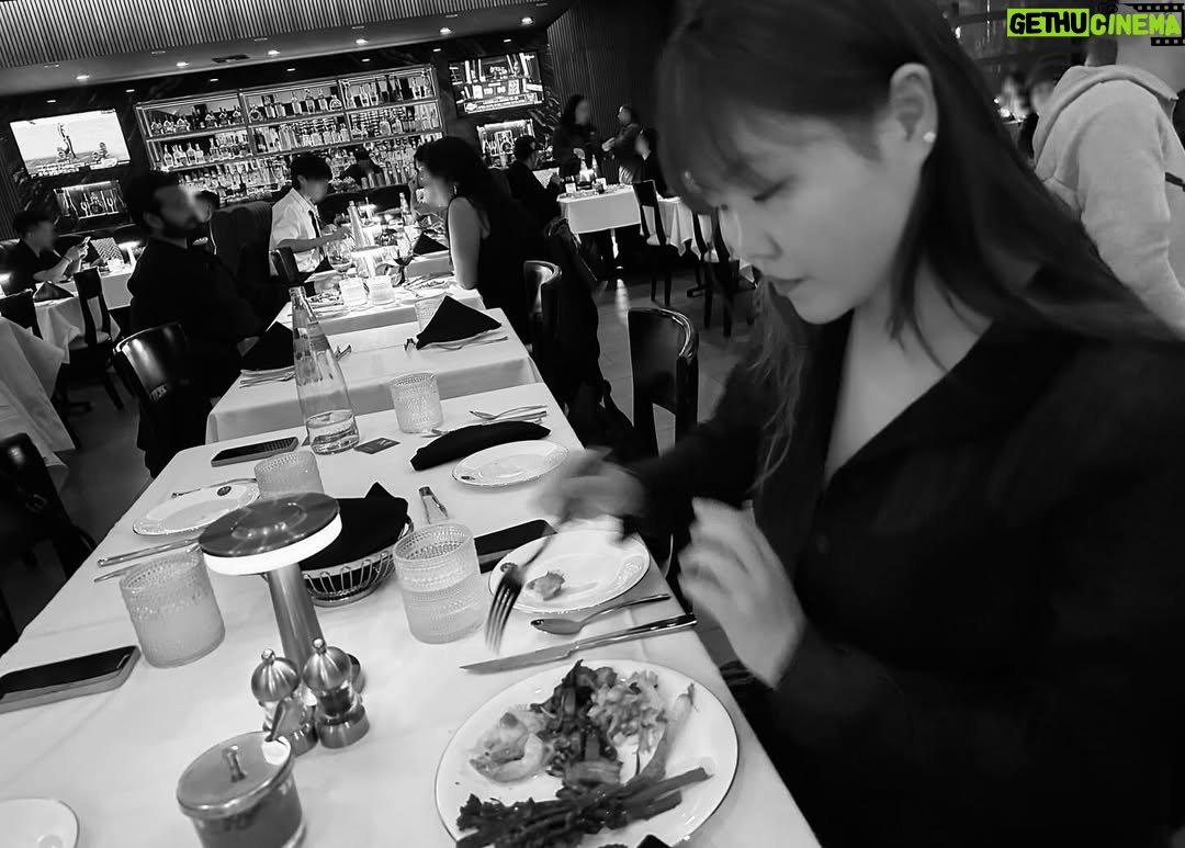 Kim Bo-ra - 24.2K Likes - #la @akmu_suhyun 🤝🏻