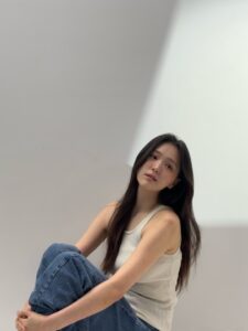 Actress Kim Ji-eun HD Photos and Wallpapers March 2026