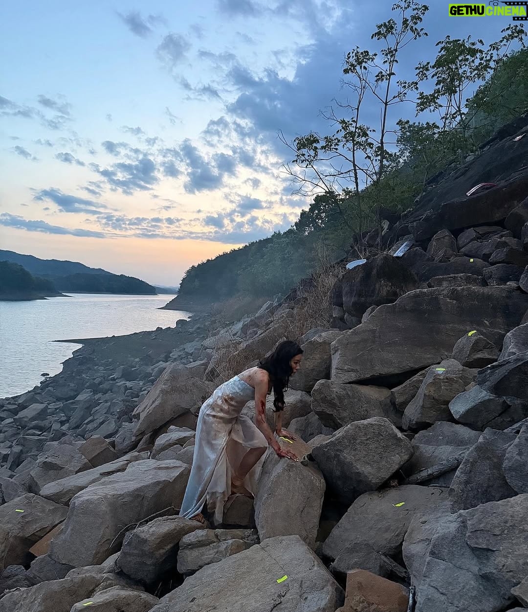 Kim You-jung - 3.2 Million Likes - 