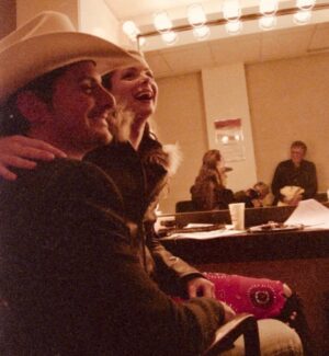 Kimberly Williams-Paisley Instagram - 23 years today (we think, but math isn’t our strong suit). Find yourself someone you can laugh with, do some good with, and hang on tight with. Then repeat. 

Happy anniversary @bradpaisley for the twenty-somethingth time.
I love you❤️❤️