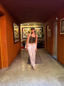 Actress Kira Kosarin HD Photos and Wallpapers March 2026
