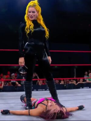 Kira Renée Magnin-Forster Instagram - THROWBACK to 2024 when @thetayavalkyrie ambushed @mina_shirakawa after the bell on ROH TV!

Catch past episodes of #ROH TV on Honor Club!
WatchROH.com