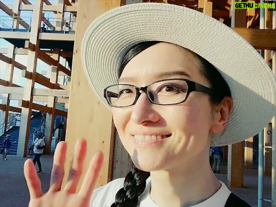 Kiyoshi - 8.7K Likes - Sorry for not posting any updates for a while. I just needed a little break from being online. In the meantime, I really appreciate everyone who bought my CDs (even from overseas!), listened to my songs, watched my videos, and supported my music. Thank you so much! I'm ready to be back online 😌
By the way, the Osaka Expo was so much fun! I loved trying beers from different countries! 🍻