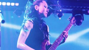 Kiyoshi Instagram - Just uploaded a new live video on YouTube! Played this song for the first time in ages... It was released in 2017... 9 years ago?? Time is terrifying 🫠
🎬 Kiyoshi - Hana [Live]
https://youtu.be/CXG-IyO48oo