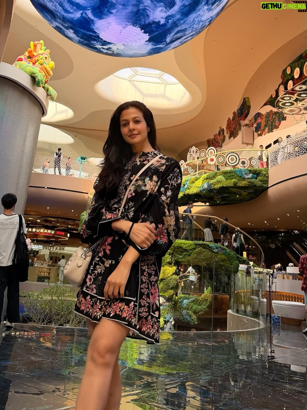 Koel Mallick - 293.6K Likes - Hi 👋 #happiness #love #blessings #traveldiaries #trip2026