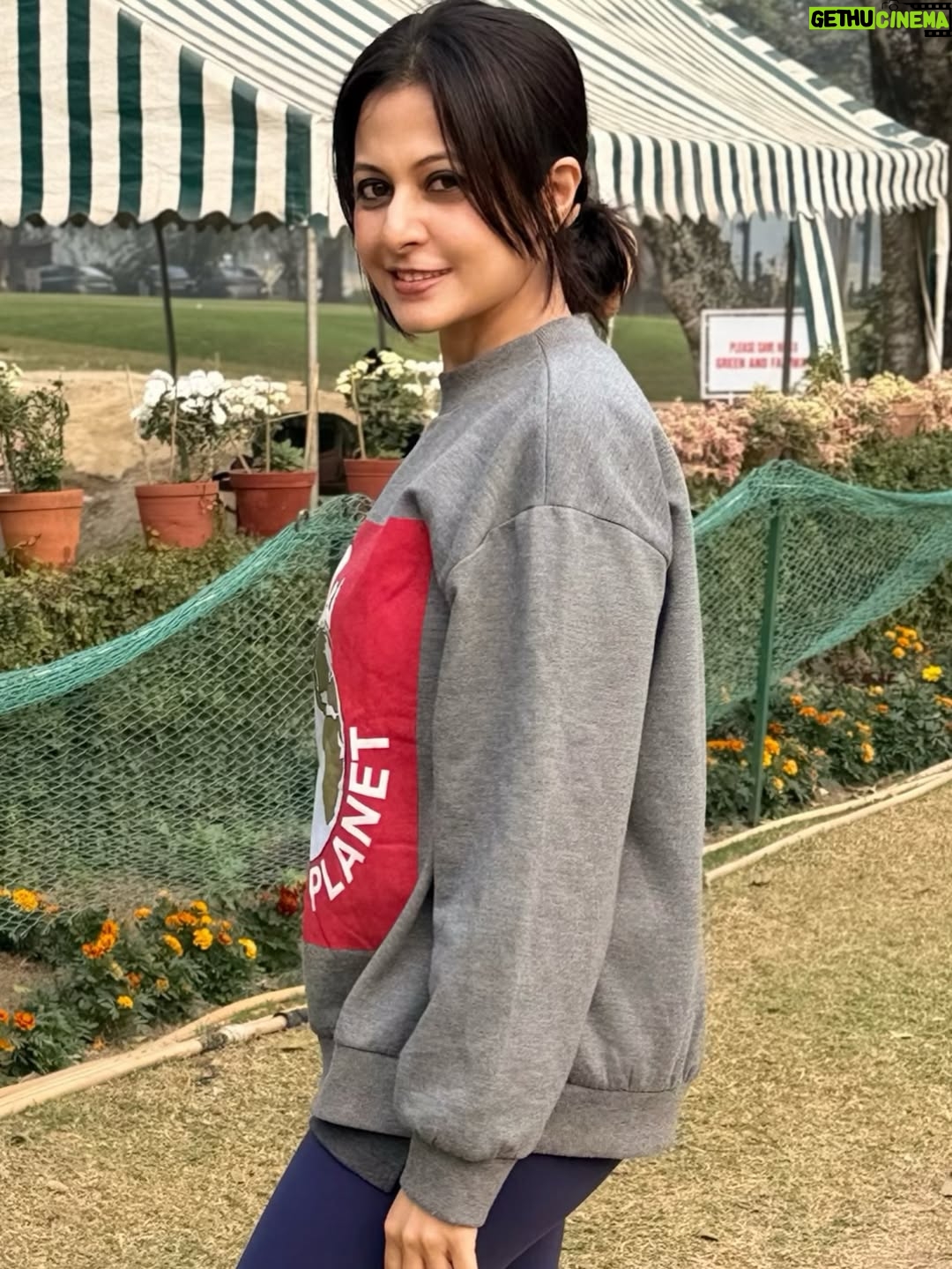 Koel Mallick - 139.9K Likes - Let’s pledge to save our planet & humanity ….with love care kindness & empathy … 🫶 #happy2026 #happysunday #blessings #bliss