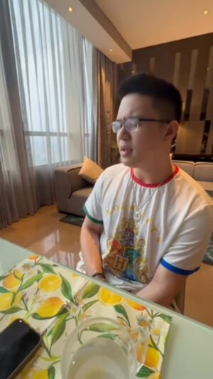 Kris Aquino Instagram - Bimb’s ongoing music classes and afterwards his stage performances lessons plus Kuya’s therapy and workout sessions keep our home a busy one. I’m blessed my 2 boys don’t complain about the many times in a day they need to shower before coming into my room to hug and kiss me. I’m a mama doing her best together with her sons and my nurses, my doctor lives with us because pain management is so important for me to become active with personalized physical therapy. 

Looking for a very good licensed P.T. Plus 2 male nurses to add to my team as well as 2 male caregivers for night duty. 

Lastly, we need a chef who is aware about nutritional needs and calorie counting as well as portioning for kuya. I like the idea of bento boxes. I realize how busy you are because of the season- 2X a week is all we need. Good Night @michaelleyva_ only for you would i have climbed your endless steps. To think the @chefjessiesincioco’s catered lunch was my birthday gift and my #happy10thanniversary reminder.

Para kay nanay whom i promised she’d be able to listen to a sample of my bimb’s singing. 🎶🎼🎵Have a healthy weekend.