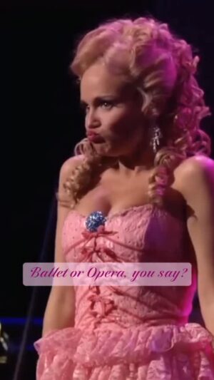 Kristin Chenoweth Instagram - We’ll keep singing & dancing, don’t worry! 🩰🎭