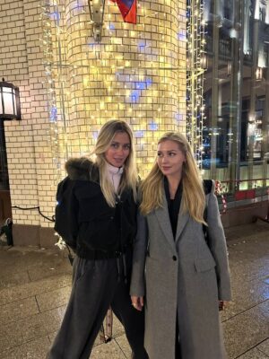 Kristina Asmus Instagram - Сны Гарика про температуре 40