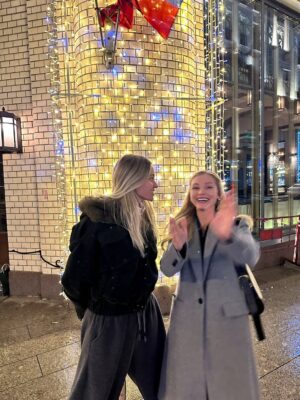 Kristina Asmus Instagram - Сны Гарика про температуре 40