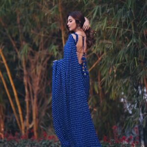 Kriti Kharbanda Instagram - #sundayblues :) 

.
.
.

Make up @heemaadattaani 
Photography @kartikkher 
Wearing @anjanabohra_official @dipublicrelations
Styled by @gaurvivdesai @nupur_p
Earrings @tribebyamrapali
Ring@ahsiambydulari @ascend.rohank
Handstack @@ishhaara
@ascend.rohank