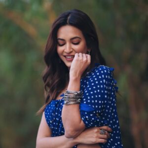 Kriti Kharbanda Instagram - #sundayblues :) 

.
.
.

Make up @heemaadattaani 
Photography @kartikkher 
Wearing @anjanabohra_official @dipublicrelations
Styled by @gaurvivdesai @nupur_p
Earrings @tribebyamrapali
Ring@ahsiambydulari @ascend.rohank
Handstack @@ishhaara
@ascend.rohank