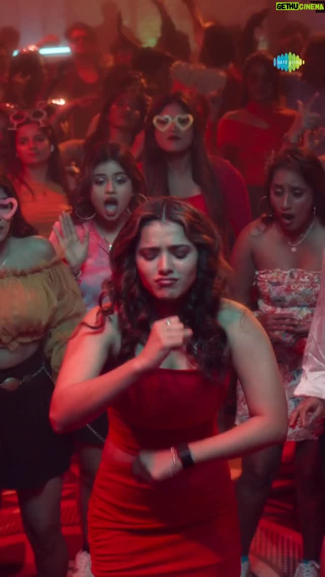 Kushboo - 134.7K Likes - Repeat mode-ku readyah...#Aura10/10 from #MeesayaMurukku2 is Streaming on All Platforms...! 🔥🎧

🔗 Link in Story

🎶🎙️ @hiphoptamizha 
✍️ @hiphoptamizha @thamizh.91

#BenzzMedia #ACSArunKumar @khushsundar @anisundar_  @jeeva.jpg #Avnimedia @ketikasharma @chaithra.j.achar @rsquared_7 @khan_harshath_khan @iambababaskar @riazkahmed.pro @sathish_pro @bonkdigital @aswinfilm @fennyoliver