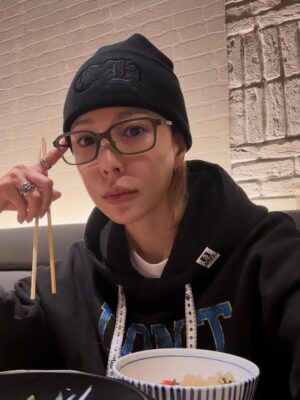Kwon BoA Instagram - I’m doing good 👍