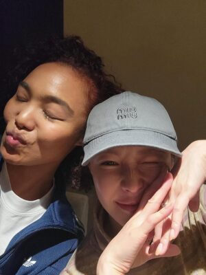 Kwon BoA Instagram - With my Girl💛@crystalkayofficial