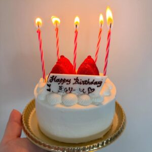 Kyary Pamyu Pamyu Instagram - 33歳になりました！ぞろめちゃん👀👀👀
みなさんたくさんのお祝いをありがとうございます🎂

Level33は15周年イヤーでもありますので、より一層頑張ってまいります！これからもよろしくね