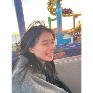 Kyoko Yoshine Instagram - 29歳になりました！

いよいよラスト20代！
頑張っていきたいと思います！

日々たくさんの経験をさせていただけていることに、
感謝の気持ちでいっぱいです。

これからもたくさん吸収して
成長していけるよう頑張っていきます！

たくさんのお祝いのメッセージありがとうございます！
そしていつもありがとう！
これからもよろしくね☺️

サンタモニカの夕陽は
本当に素晴らしかったです✨