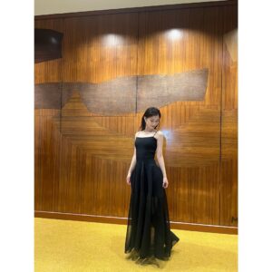 Kyoko Yoshine Instagram - 「第50回エランドール賞」

頂きました。
本当にありがとうございます。
これまでの出会いに感謝しながら
これからも一つ一つのお仕事に精一杯向き合い
精進していきます。

和久井さんが来てくださいました🥲♡
嬉しかったぁ！！！
ありがとうございました💐

改めて、いつも応援してくださる皆様、
支えてくださる関係者の皆様、
本当にありがとうございます！

昨年お世話になった方にたくさんお会いできて、
そしてたくさんおめでとうと言っていただけて
夢のような、ご褒美のような時間でした✨