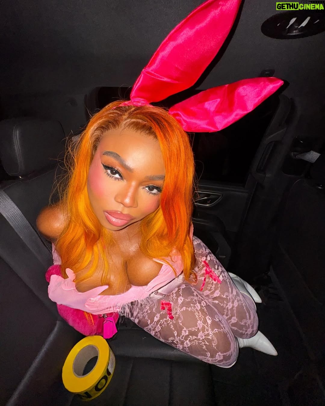 LU KALA - 1.7K Likes - Your treat is on the last slide 😜🍭🐰