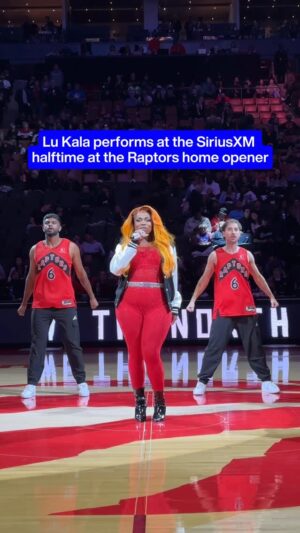 LU KALA Instagram - We’re in our Pretty Girl Era 💁‍♀️ with @igobylu at the SiriusXM halftime show at the @raptors game.

#PrettyGirlEra #LuKala #RaptorsGame #Basketball #Toronto