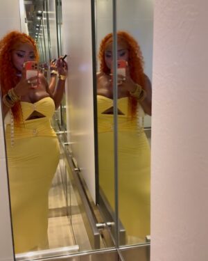 LU KALA Instagram - Happy bday to ME!!!🥳💕 I’m truly becoming the woman of my dreams & I love that for me🧡 24hrs in Toronto with my girls, and we had a time!!!🎈🎂🎉

The Glam?!!! Thank you @viktorpeters & @sslays__ 🥹💕
