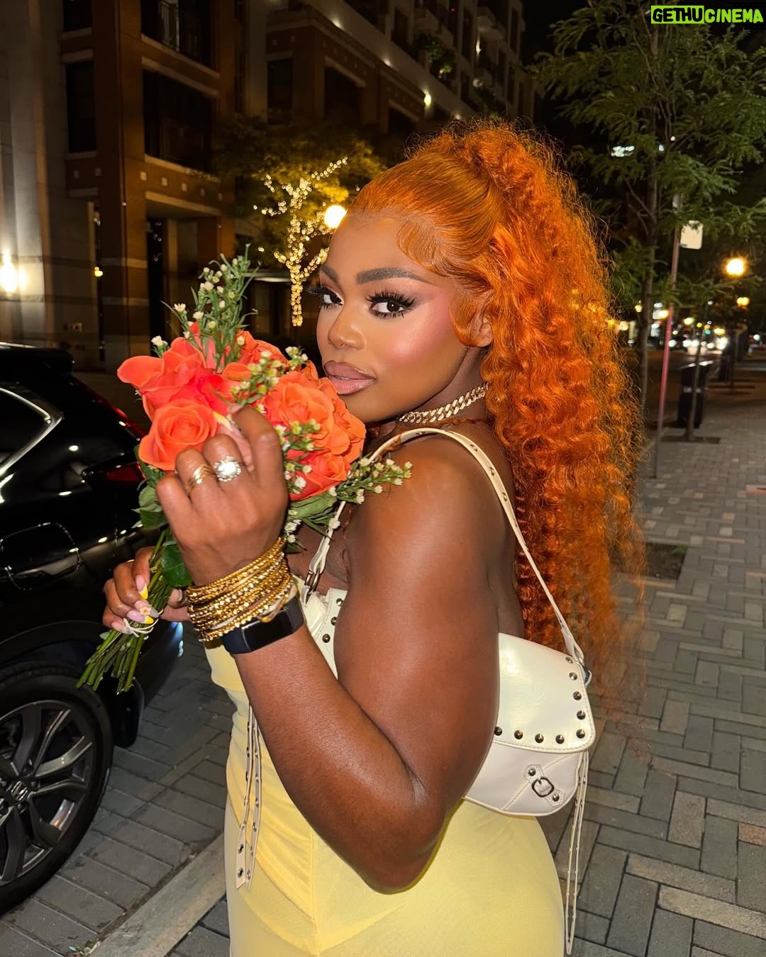LU KALA - 4.4K Likes - Happy bday to ME!!!🥳💕 I’m truly becoming the woman of my dreams & I love that for me🧡 24hrs in Toronto with my girls, and we had a time!!!🎈🎂🎉

The Glam?!!! Thank you @viktorpeters & @sslays__ 🥹💕