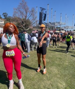 LU KALA Instagram - Ran in a 5K race yesterday and my body did not let me down. I did it in 36 mins, 45 mins was my goal🥹🙏🏾 So proud of me!!! S/o my running gyal @mallory.laurenn for keeping me going🧡 @diplosrunclub was litttt!!!!