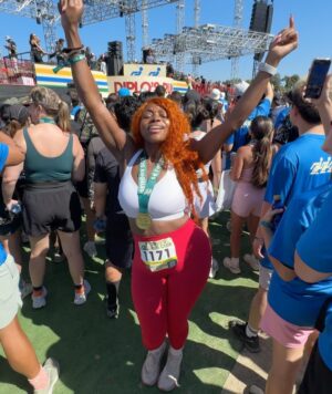 LU KALA Instagram - Ran in a 5K race yesterday and my body did not let me down. I did it in 36 mins, 45 mins was my goal🥹🙏🏾 So proud of me!!! S/o my running gyal @mallory.laurenn for keeping me going🧡 @diplosrunclub was litttt!!!!