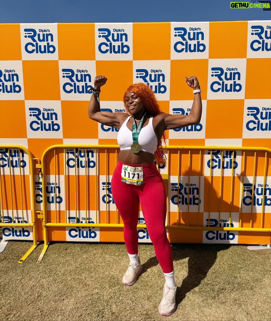 LU KALA - 3.8K Likes - Ran in a 5K race yesterday and my body did not let me down. I did it in 36 mins, 45 mins was my goal🥹🙏🏾 So proud of me!!! S/o my running gyal @mallory.laurenn for keeping me going🧡 @diplosrunclub was litttt!!!!