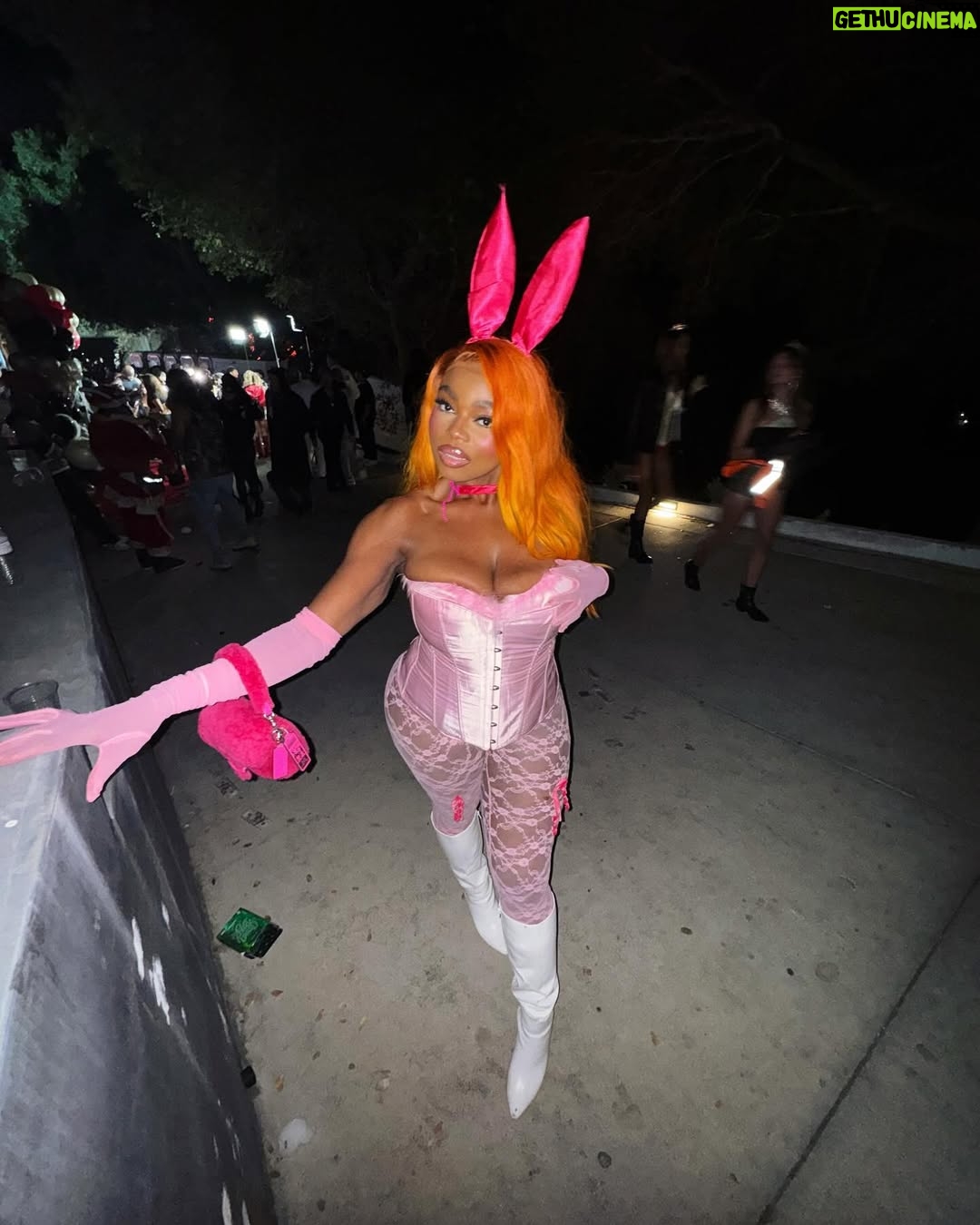 LU KALA - 1.7K Likes - Your treat is on the last slide 😜🍭🐰