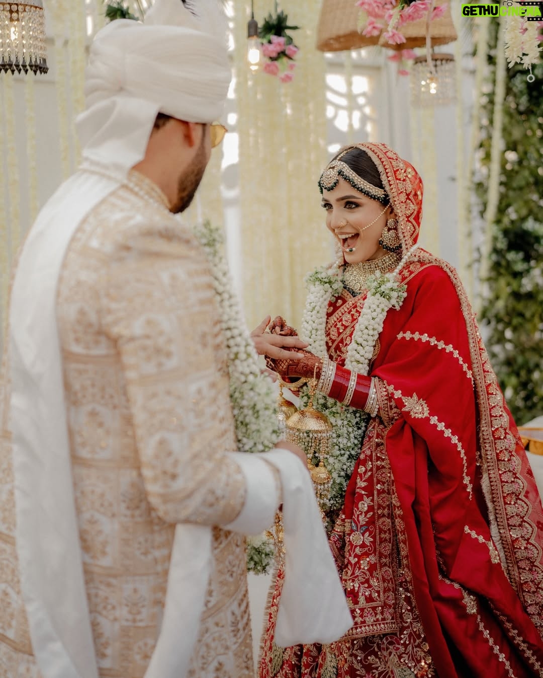 Laiba Khan - 432.9K Likes - @laibaakhanofficial smiling during her ruksati is the most beautiful thing ever. 🤍❤️