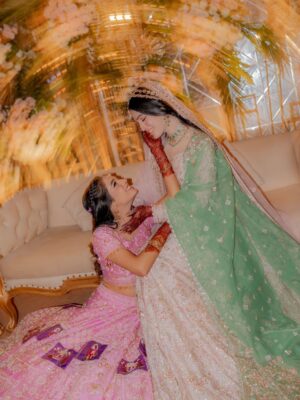 Laiba Khan Instagram - Mehendi Night ✨
💄 @zakia_rukia_salon
👗 @aneelas_collection @aneelaspk @aneelas.formals 
Groom’s Outfit @zasonsofficial
💎 @jewelexjewelry 
📷 @Abdulsamadzia 
mehndi @mehndi_by_aamnaalishba 
Nails @kiranfaizan.kian
Managed by @trickytechagency @0fficialmahnoorkhan
