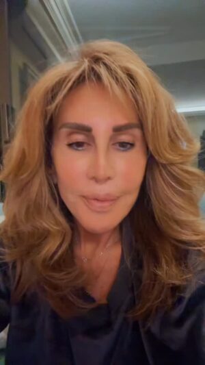 Lama Lawand Instagram - Are u facing such a challenge ? 
Plz let me know ur opinion about it 🌸

PS:Love u my kinnatis tremendously 🤣🩷🩷 @ingrid.aoun @dashaibslim