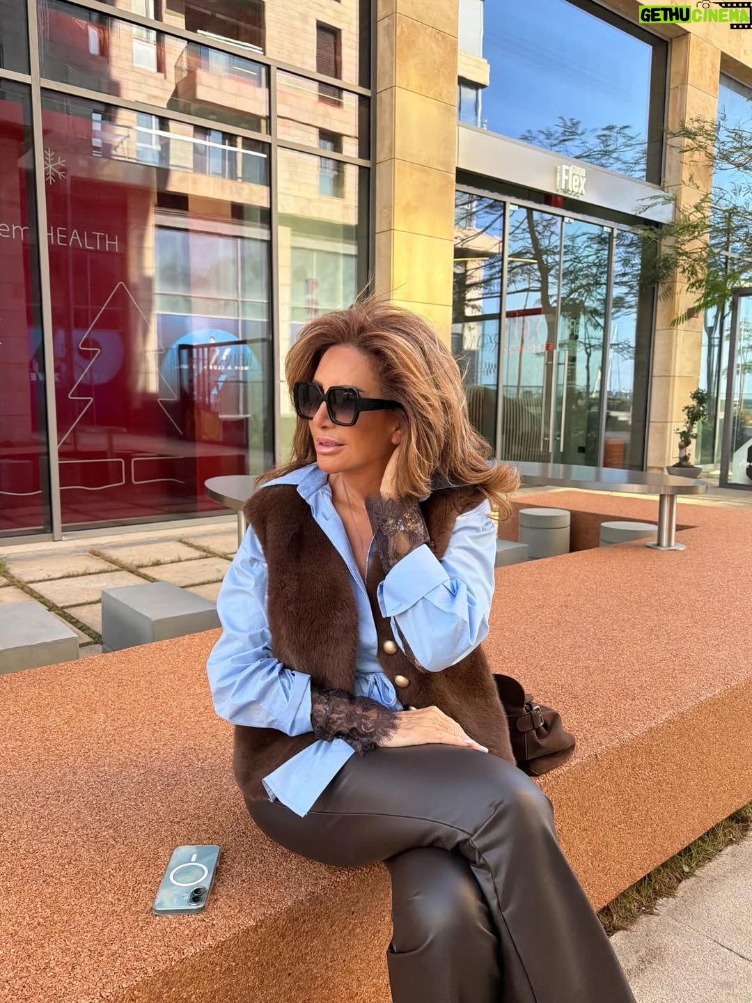 Lama Lawand - 1.9K Likes - 🤎 

Hair @joseph.a.zgheib 
Dressed by @boutiqueviviane