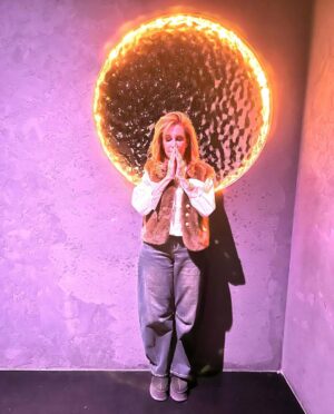 Lama Lawand Instagram - Lost in space between earth and the universe ✨⭐️🌟🌠🌃 @ayauniverse 
Personal photographer : @geraldinedargham 😂😘🥰😍